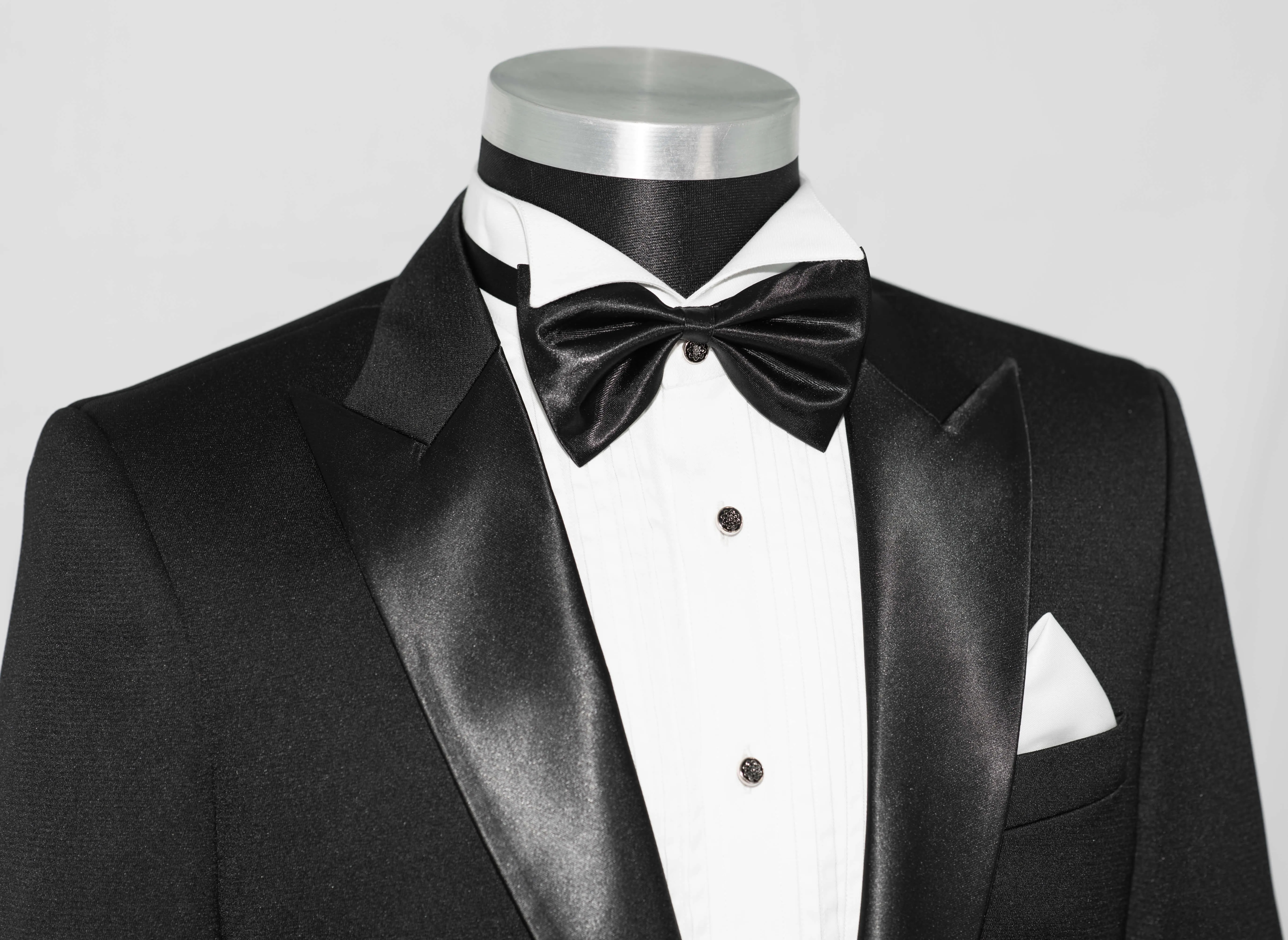 PEAK LAPEL SLIM FIT BLACK TUXEDO SUIT FOR MEN